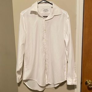 White dress shirt